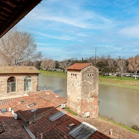 Loft On The River * Florence