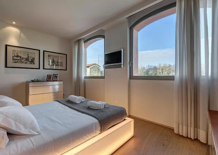 Loft On The River * Florence